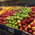 ハワイのスーパーに売られている果物やジュース